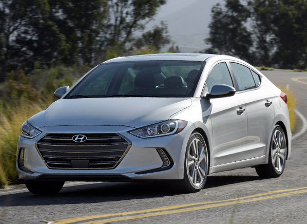 CR-Cars-598-2018-Hyundai-Elantra-10-17